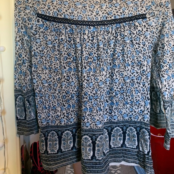 Blue Floral Blouse - Picture 3 of 3